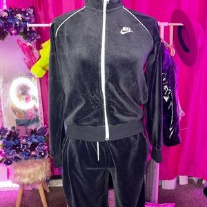 Women’s black Nike velour sweatsuit